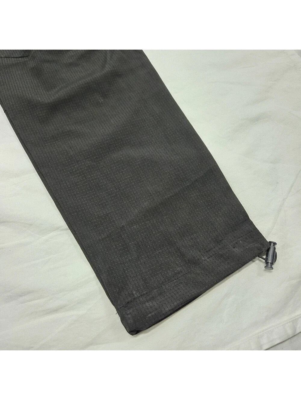 Mens MEDIUM Vanquish Utility Active Pants Black Hybrid Performance Cargo Pockets